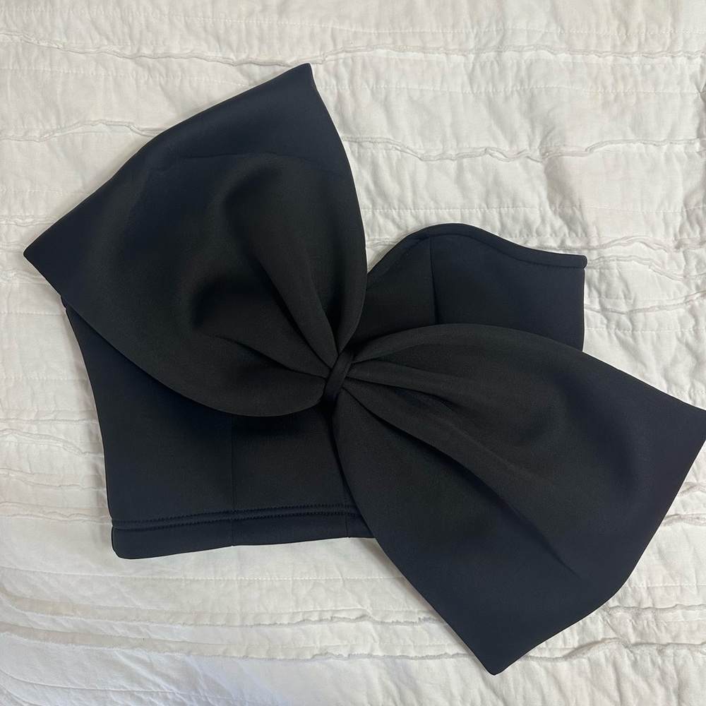 Black Strapless Bow Top
